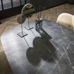 Amsterdam Onyx Cross ruokapöytä 180cm