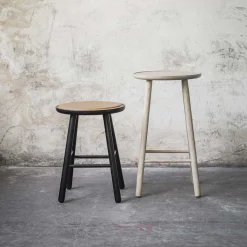 Hans K ZigZag baarijakkara 63cm, valkoöljytty tammi