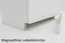 Havi lipasto 3-laatikolla, eri värejä
