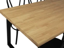 Koski tammi ruokaryhmä Bistro tuoleilla kahdeksalle