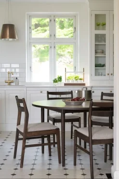 Rowico Fairmount ruokapöytä pyöreä 120cm, beige/ruskea tammi