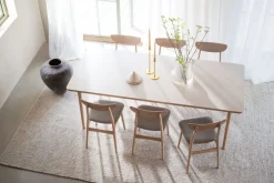 Rowico Fairmount ruokapöytä, valkopesty tammi/beige